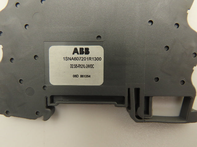 ABB D2.5/5-R121L | APE 30024 Relay DIN Rail 24VDC 6A 277VAC Lot of 18