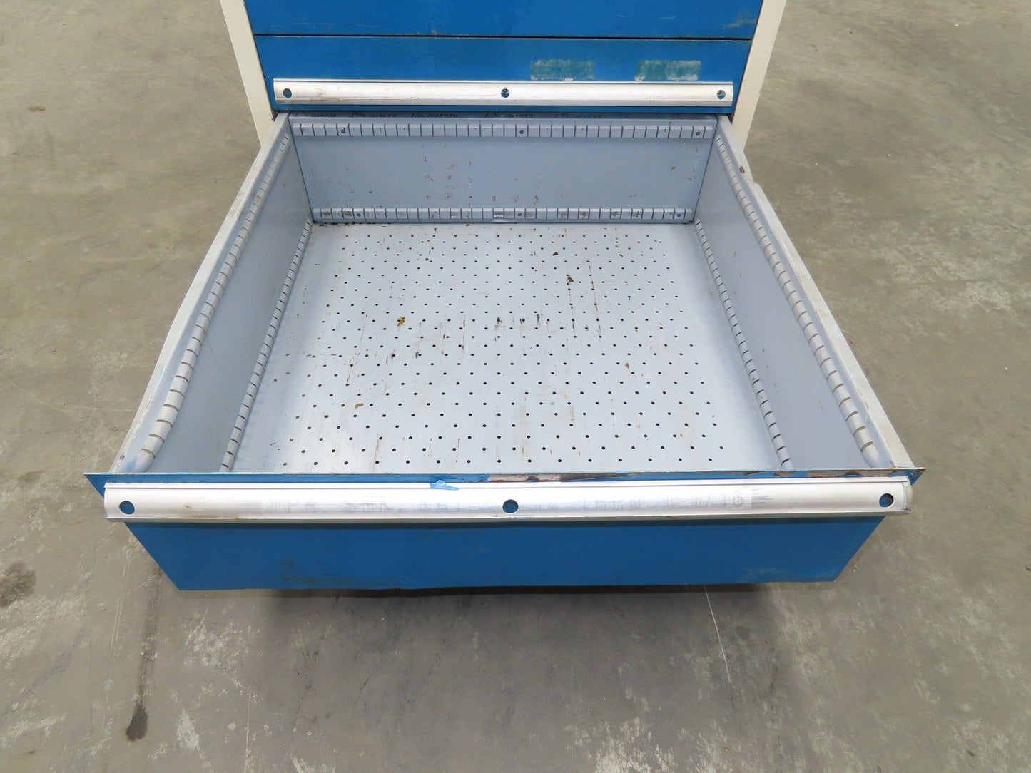 Lista 8 Drawer Industrial Tooling Cabinet 30x29x60" Lyon Stanley Vidmar Box
