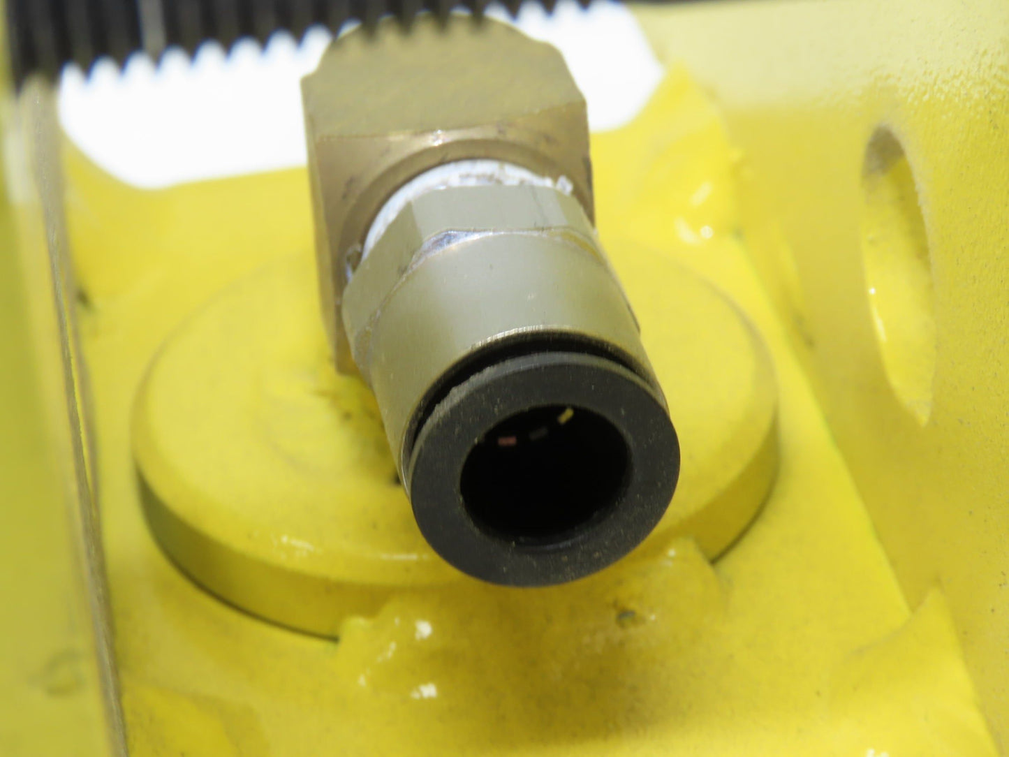Single Rail Swivel Suspension Kit for Large balancer Yellow