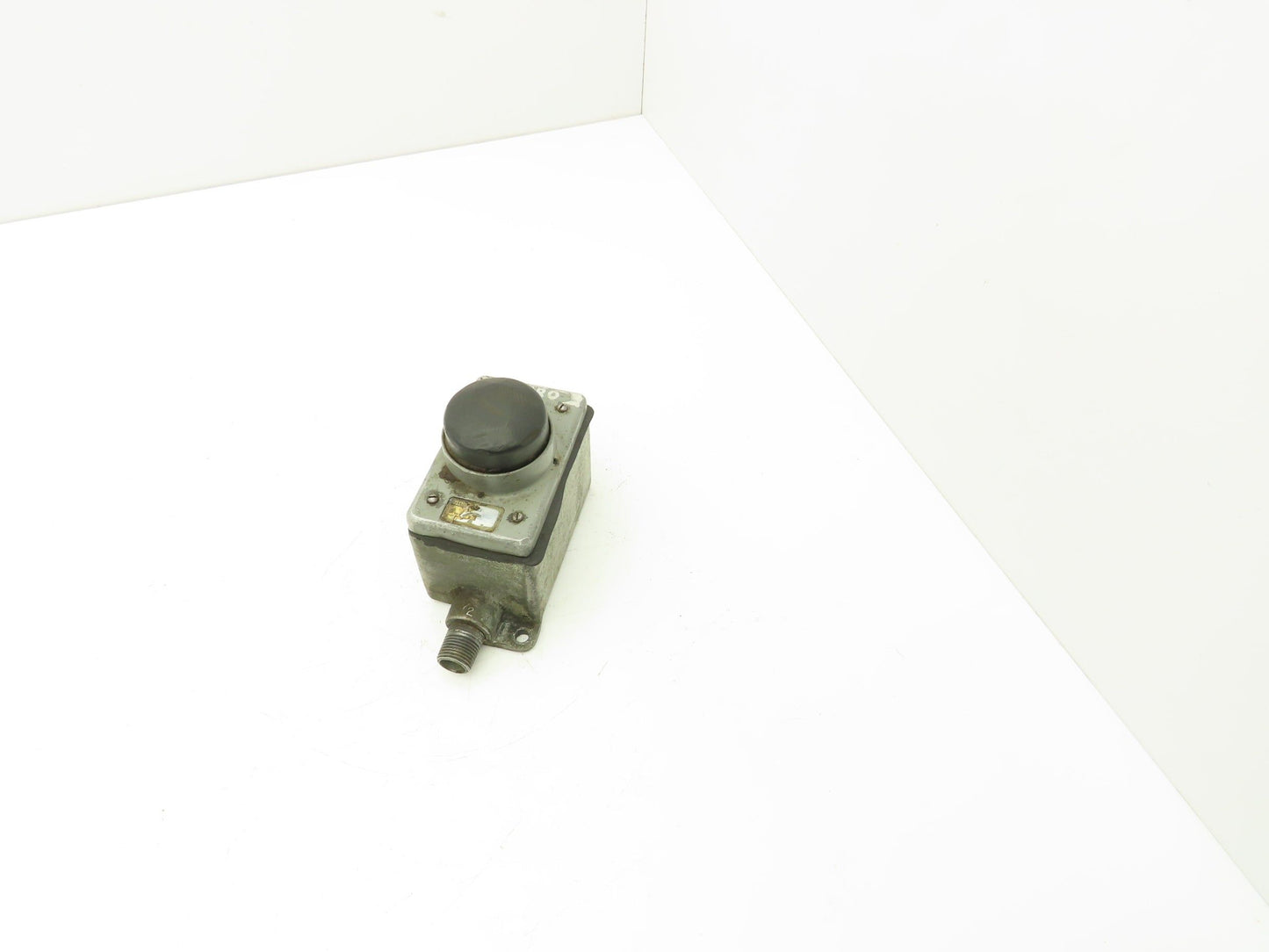 Micro Switch 2PH1 Momentary Push Button Palm Switch 600VAC