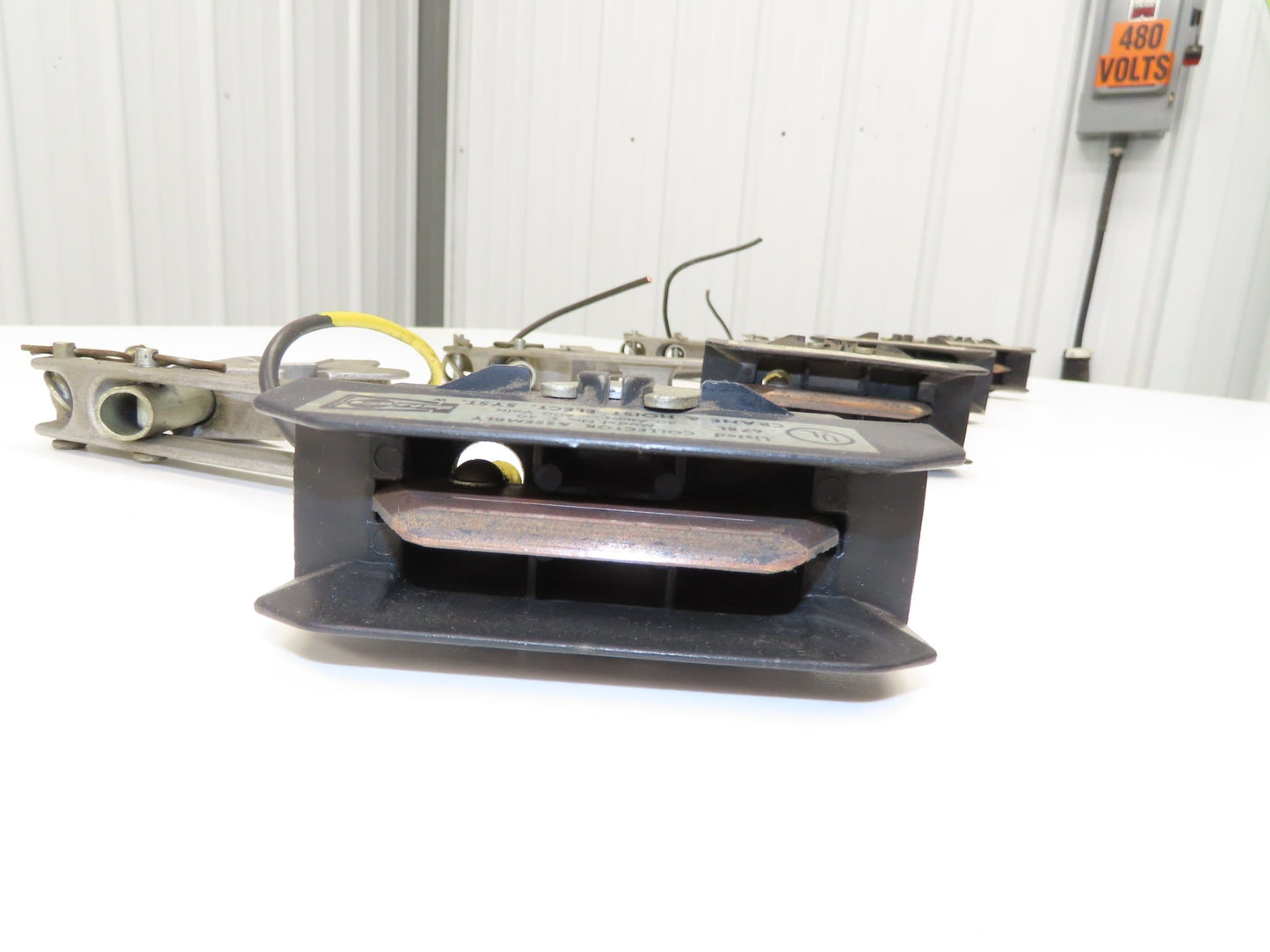 C-40 Crane Hoist Single Shoe Current Collector Arm 40A 600V Lot of 4