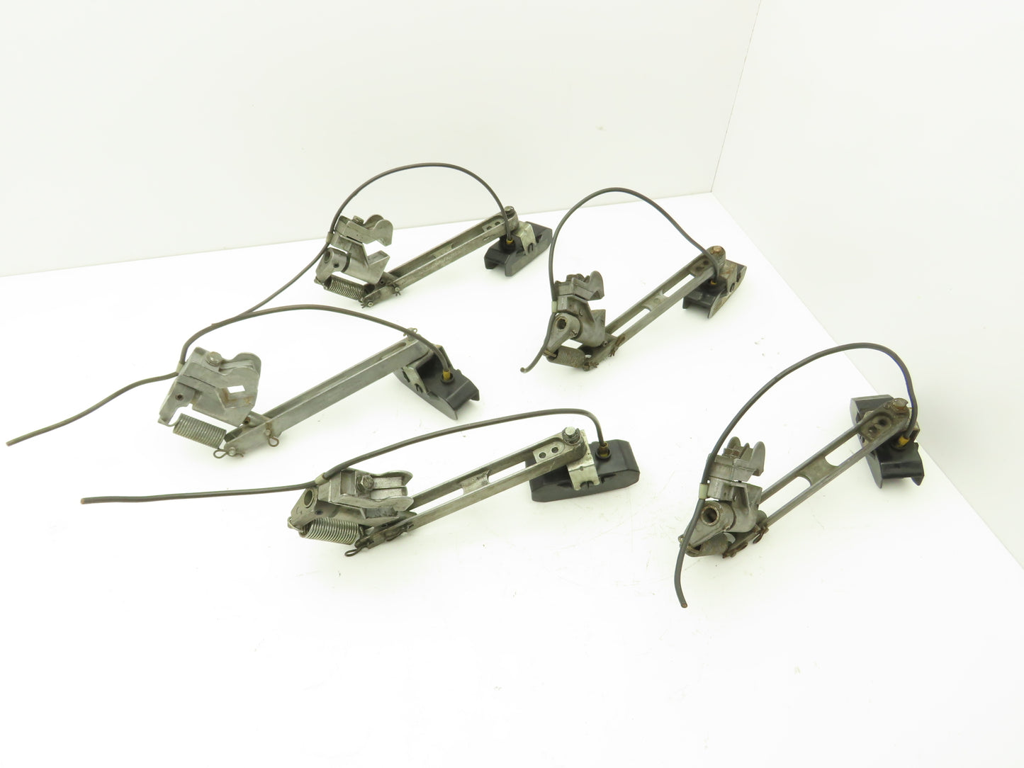 Duct-O-Wire Crane Hoist Single Shoe Current Collector Arm 40A 600V Lot of 5