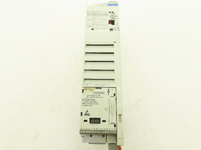 Lenze EDK82EV222 8200 vector Inverter Drive 1/3Ph 240V In 2Hp 240V 7A 650Hz