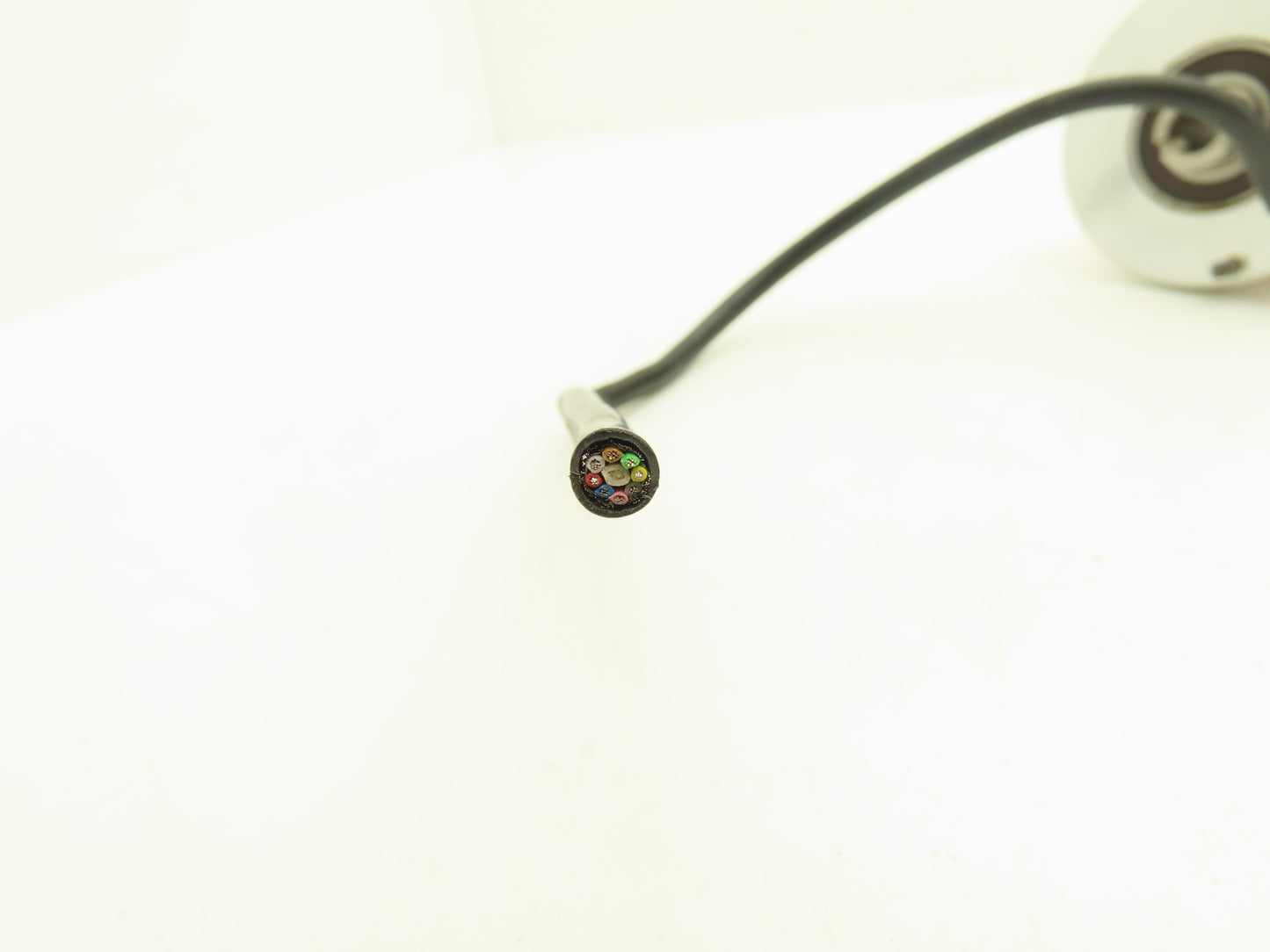 BEI Sensors GHT500-0300S001 Rotary Encoder Wired 30VDC 3/8 Hollow Bore