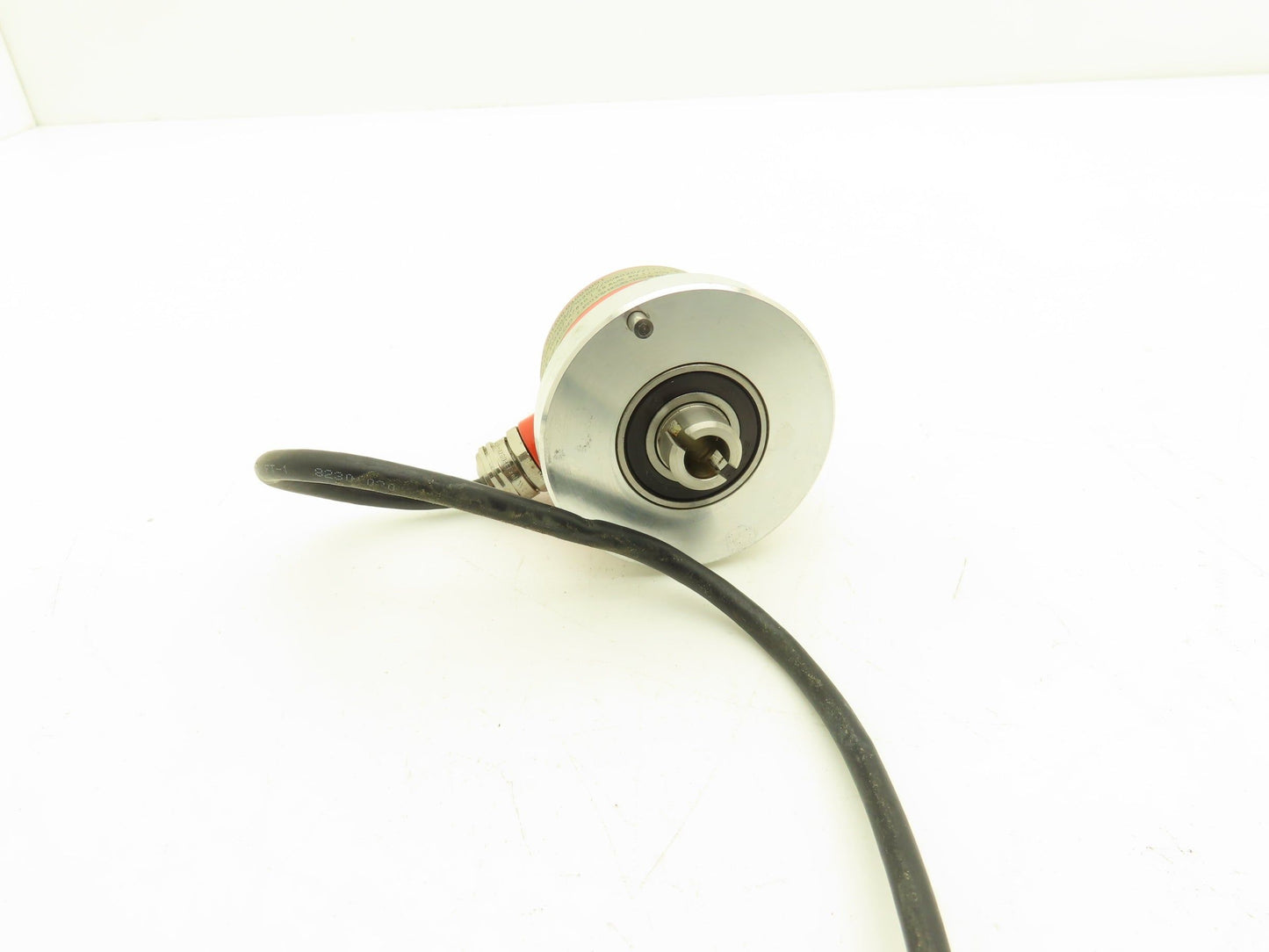 BEI Sensors GHT500-0300S001 Rotary Encoder Wired 30VDC 3/8 Hollow Bore