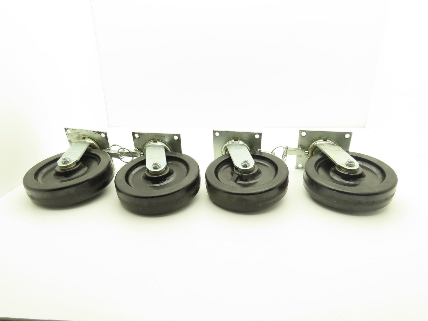 Albion L-8 8" Phenolic Resin Caster 4-Position Swivel Locking Lot of 4