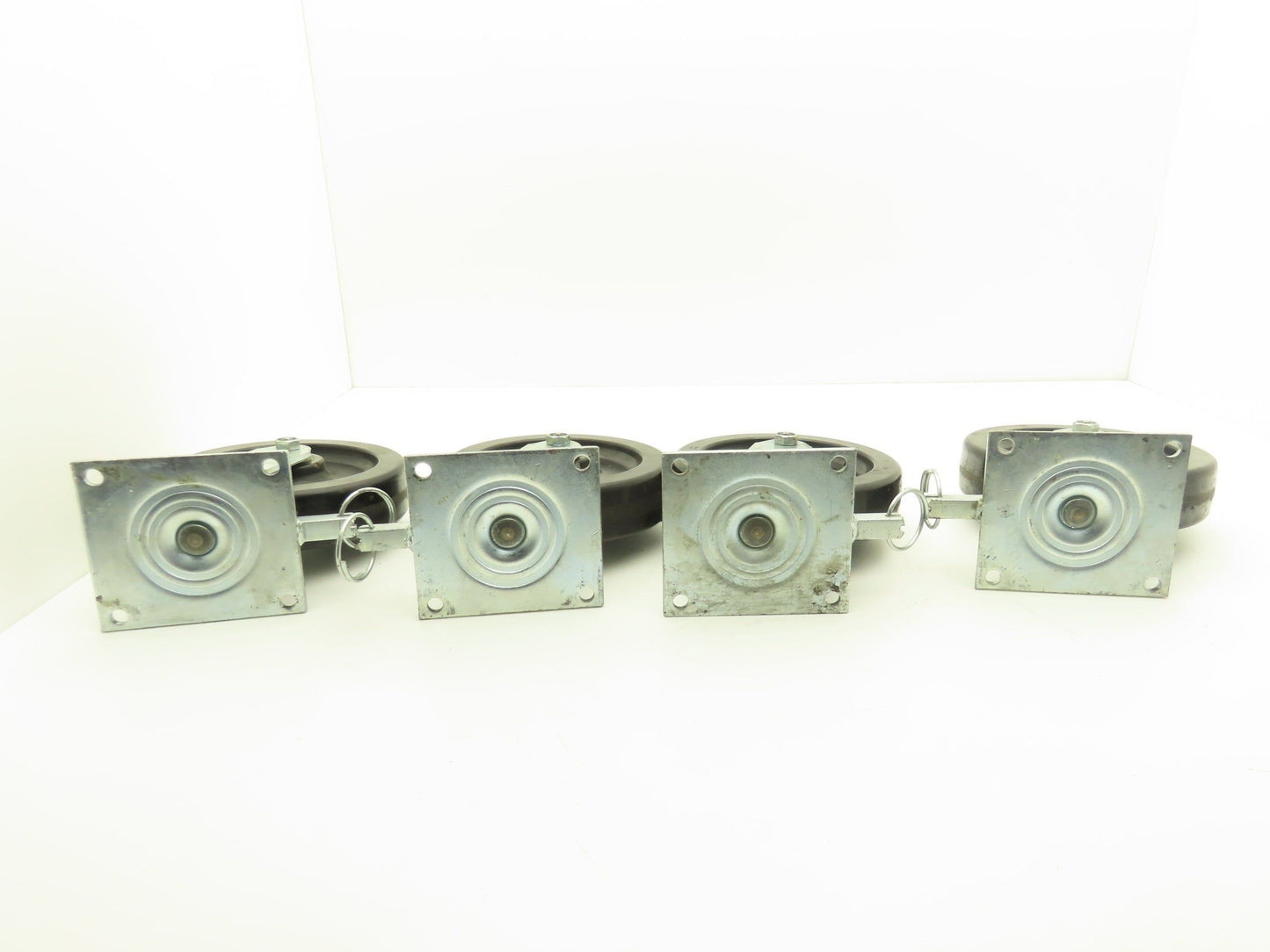 Albion L-8 8" Phenolic Resin Caster 4-Position Swivel Locking Lot of 4