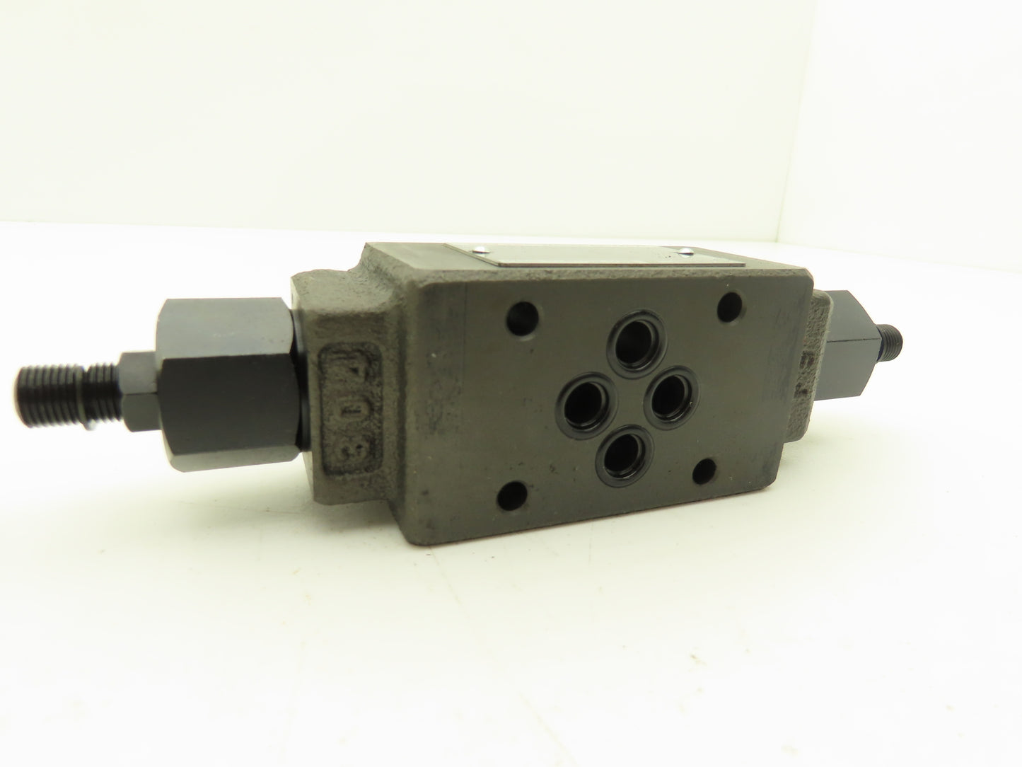 Nachi OCY-G01-W-Y-20 Modular Hydraulic Flow Control Valve Lot of 2