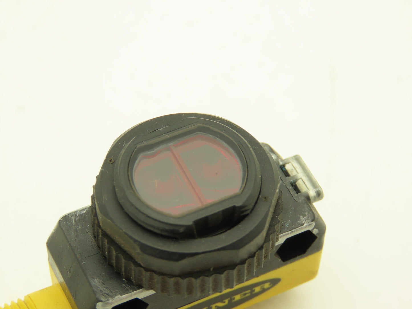 Banner QS18VN6LVQ8 Photoeye Sensor Switch Lot of 4
