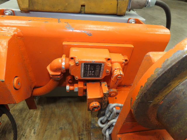 Saturn Engineering 1 1/2 Ton Electric Cable Hoist 15'Lift 20FPM Curved Beam 460V