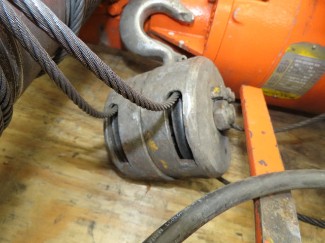 Saturn Engineering 1 1/2 Ton Electric Cable Hoist 15'Lift 20FPM Curved Beam 460V
