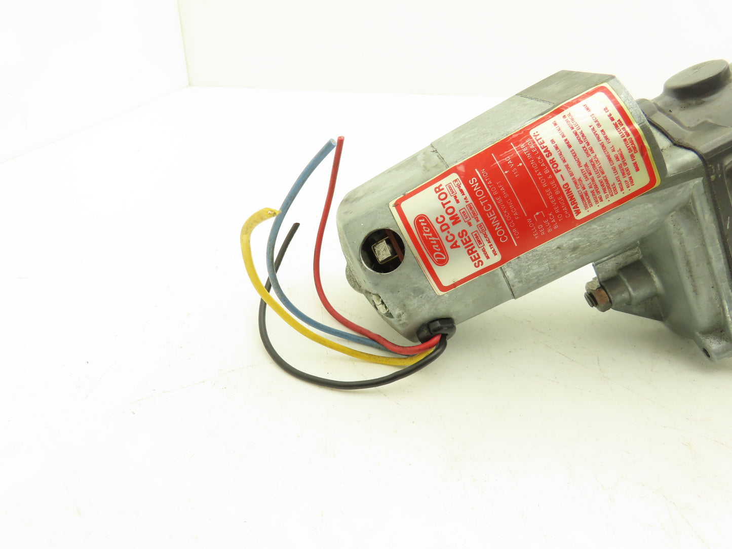 Dayton 2M184 Gearmotor 1/15Hp 5000rpm 115VAC 1Ph RH Output