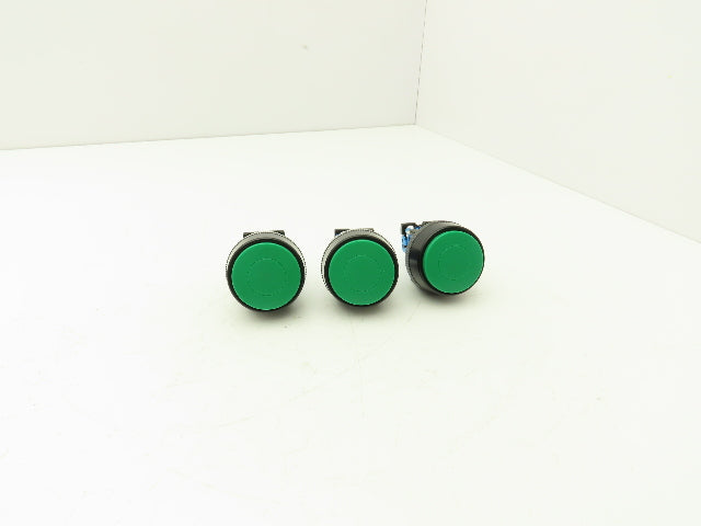 Fuji Electric Pushbutton Switch Large Green 30mm 250V 6A Lot of 3