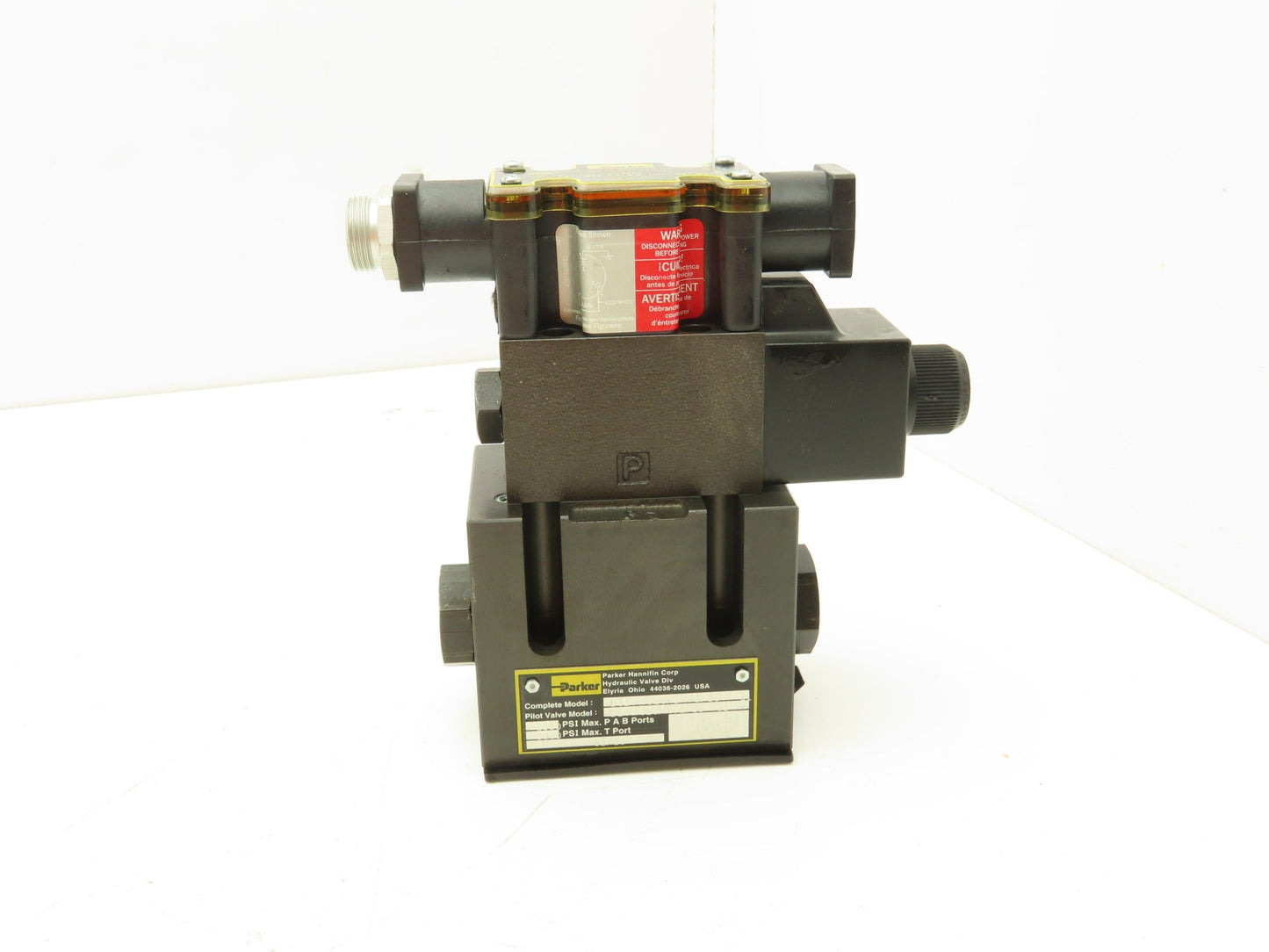 Parker D31VW020H1NYGF56 Pilot Operated Hydraulic Solenoid Valve 5000/3000 PSI