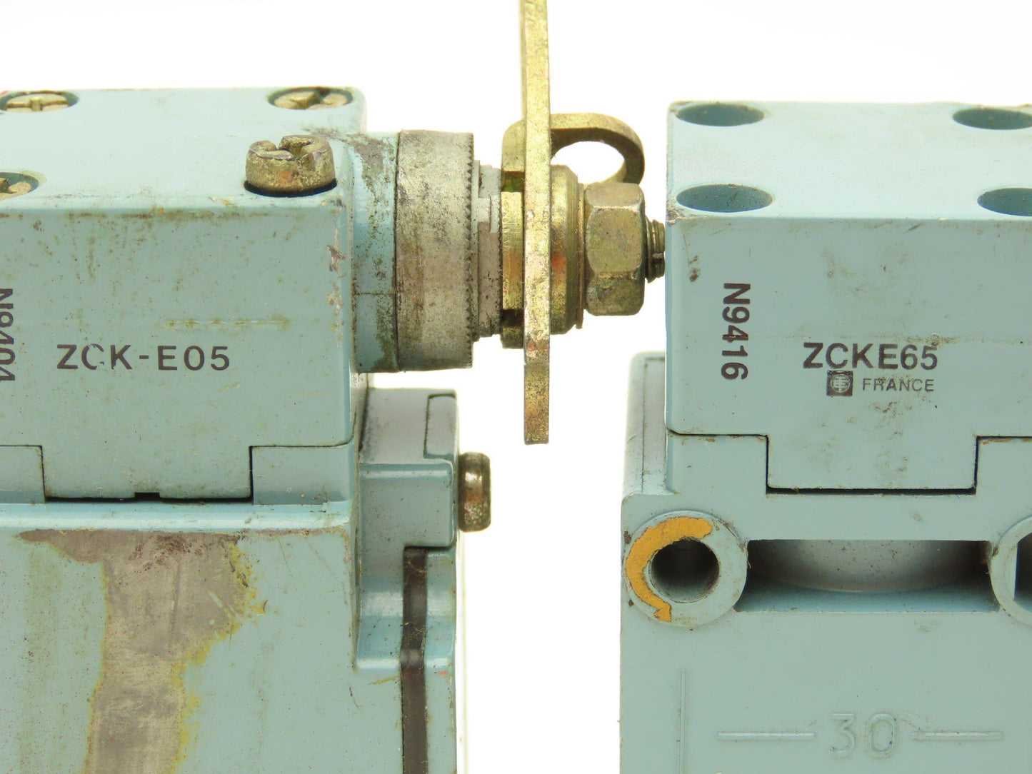 Telemecanique XCK-J Limit Switch Roller Arm ZCK-E05 Operator Head Mixed Lot of 3