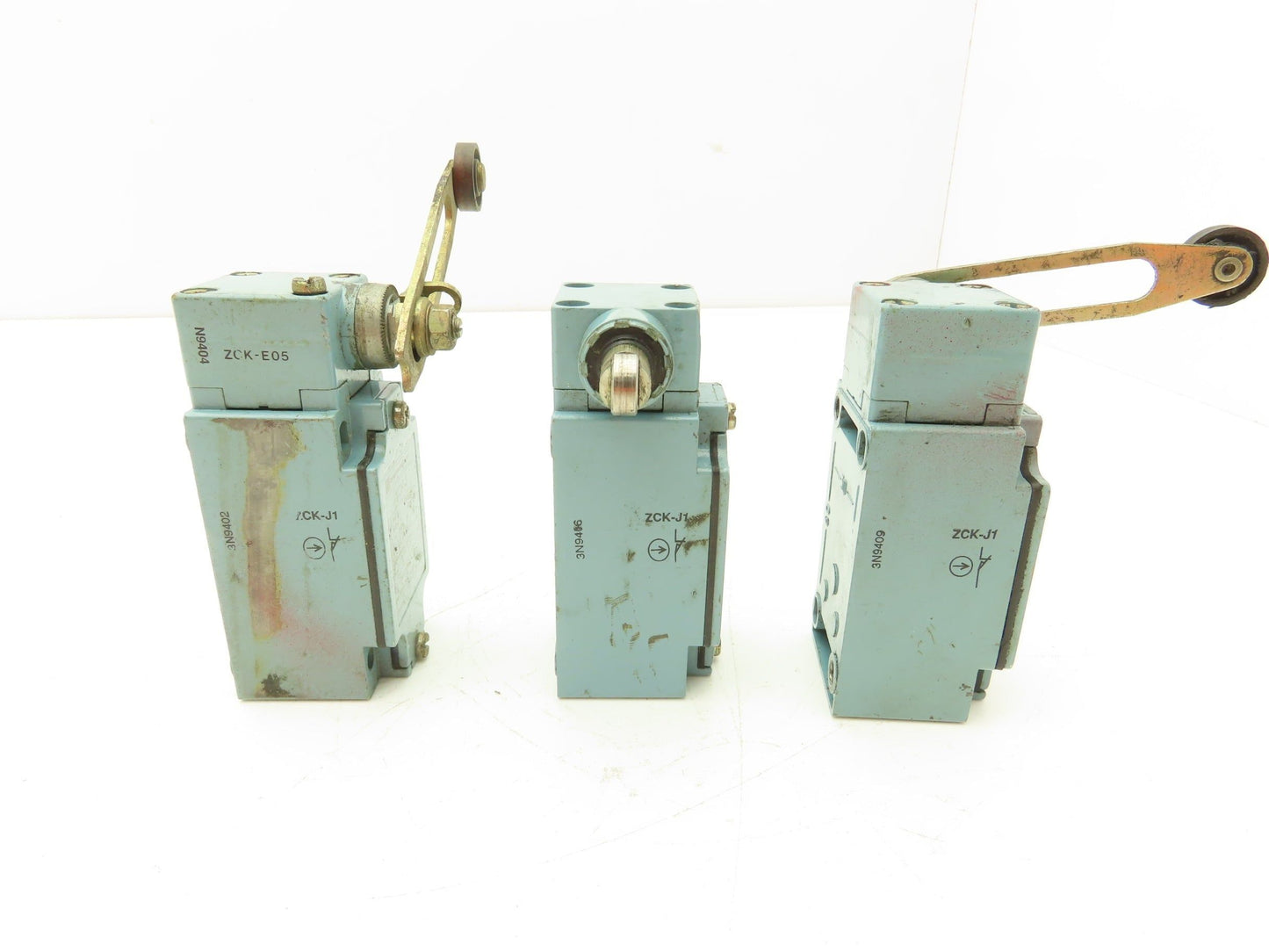Telemecanique XCK-J Limit Switch Roller Arm ZCK-E05 Operator Head Mixed Lot of 3