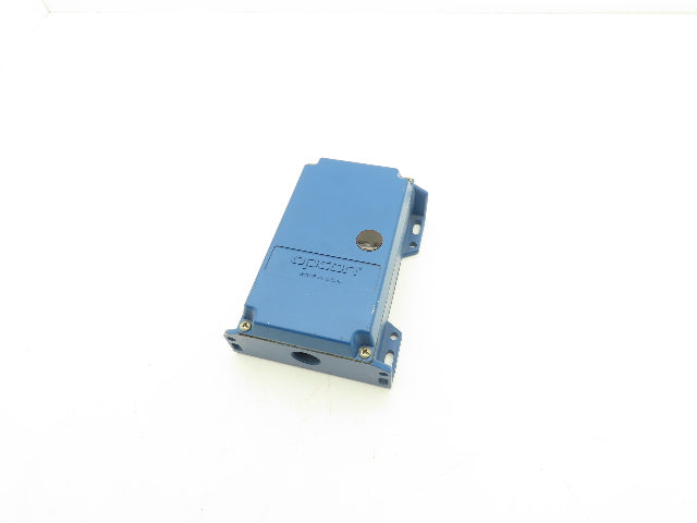 Opcon 104636 Photoelectric Control Unit 115VAC 13VA 50-60HZ