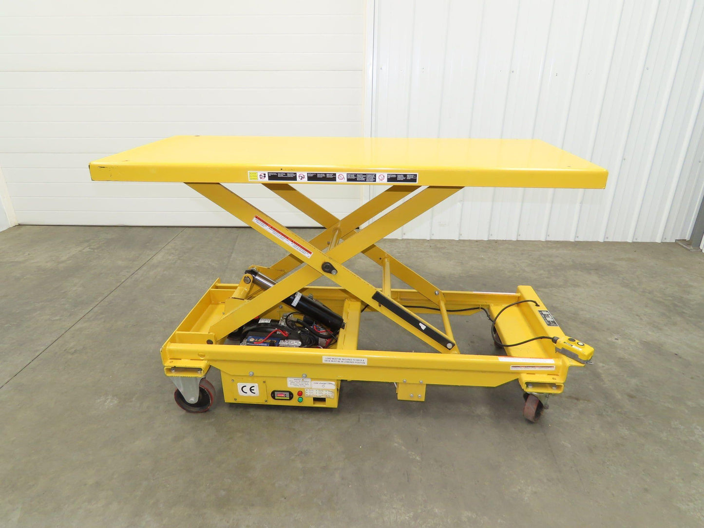 Vestil CART-1000-LD Hydraulic Elevating Lift Cart 1000Lbs 12V DC Powered