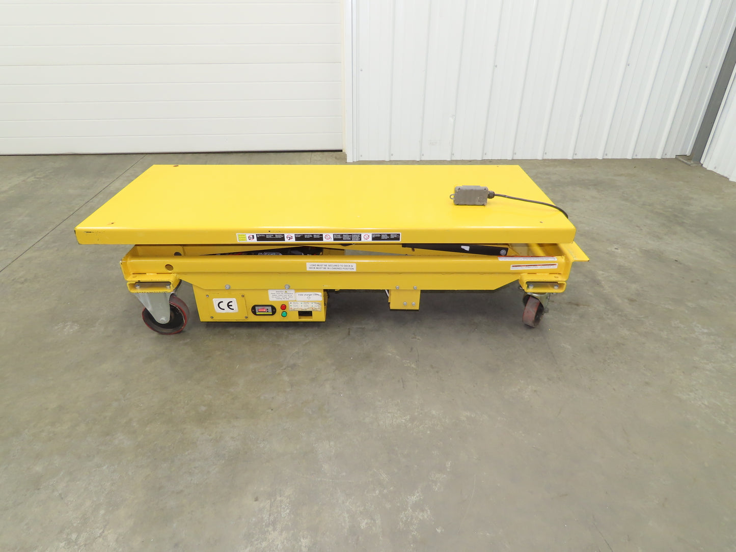 Vestil CART-1000-LD Hydraulic Elevating Lift Cart 1000Lbs 12V DC Powered