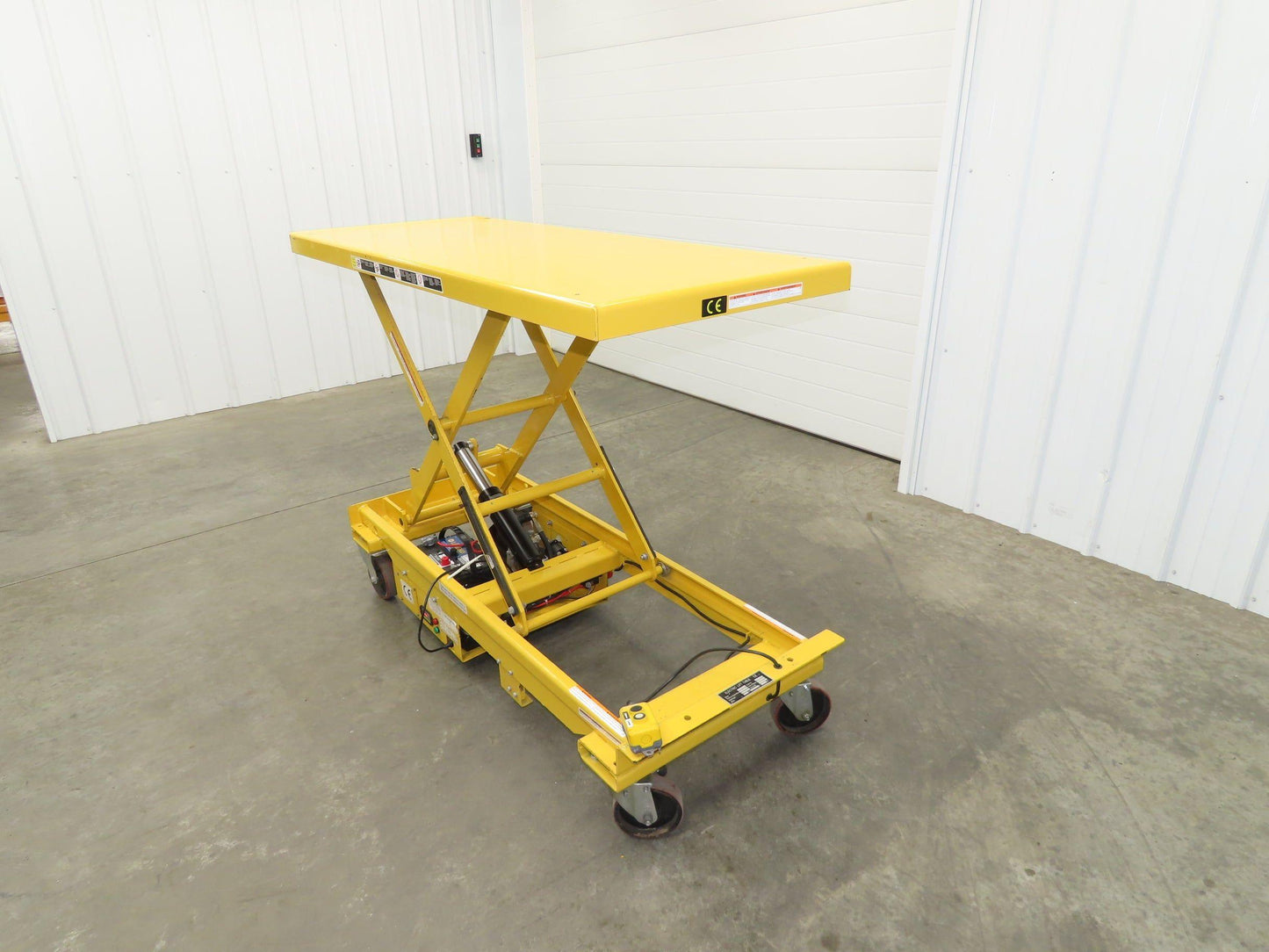 Vestil CART-1000-LD Hydraulic Elevating Lift Cart 1000Lbs 12V DC Powered
