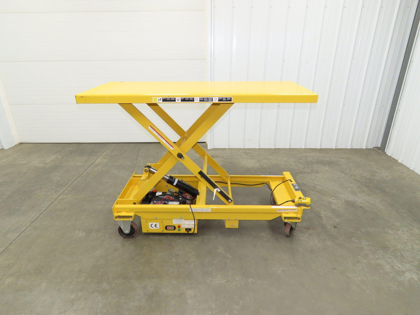 Vestil CART-1000-LD Hydraulic Elevating Lift Cart 1000Lbs 12V DC Powered