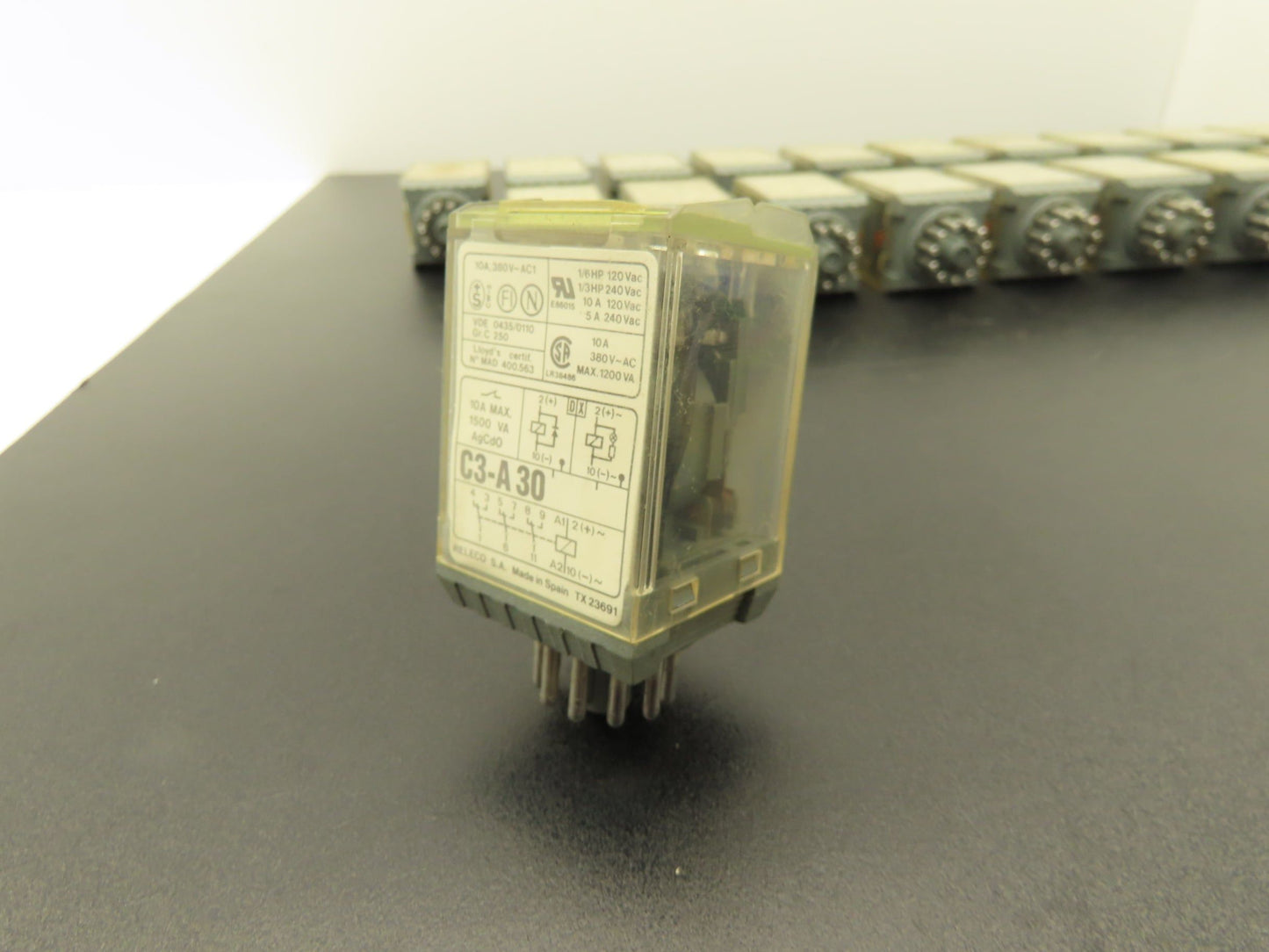 Comat C3-A 30 Relay 10A 380VAC 11-Pin Lot of 20
