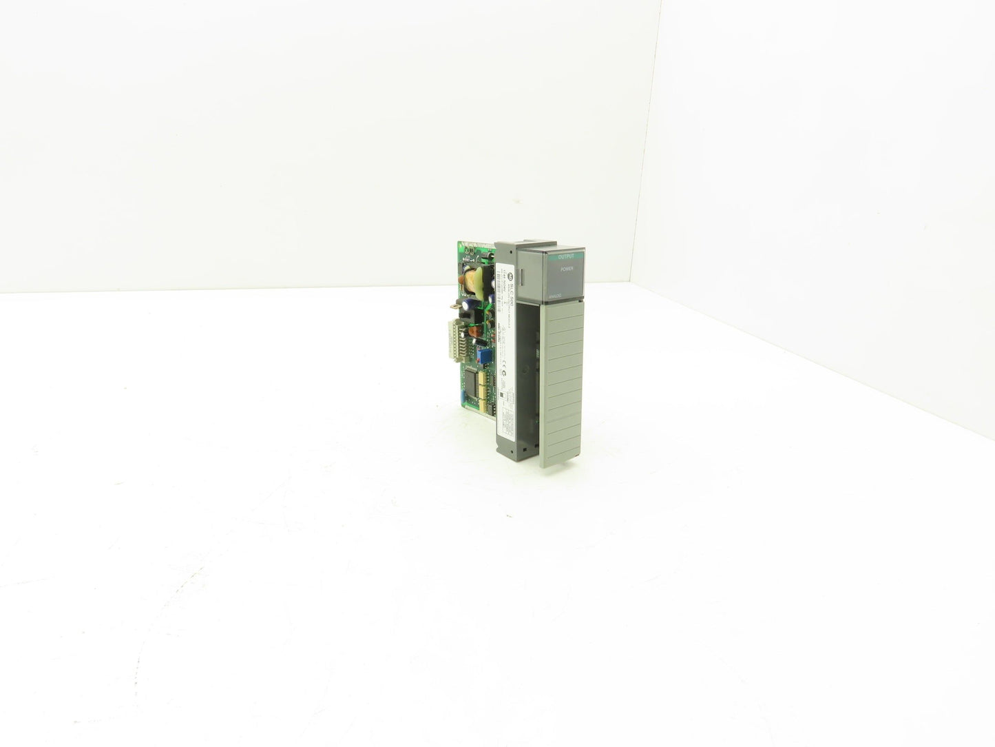 Allen Bradley 1746-NO4V SLC 500 Analog Voltage Output Module Series A