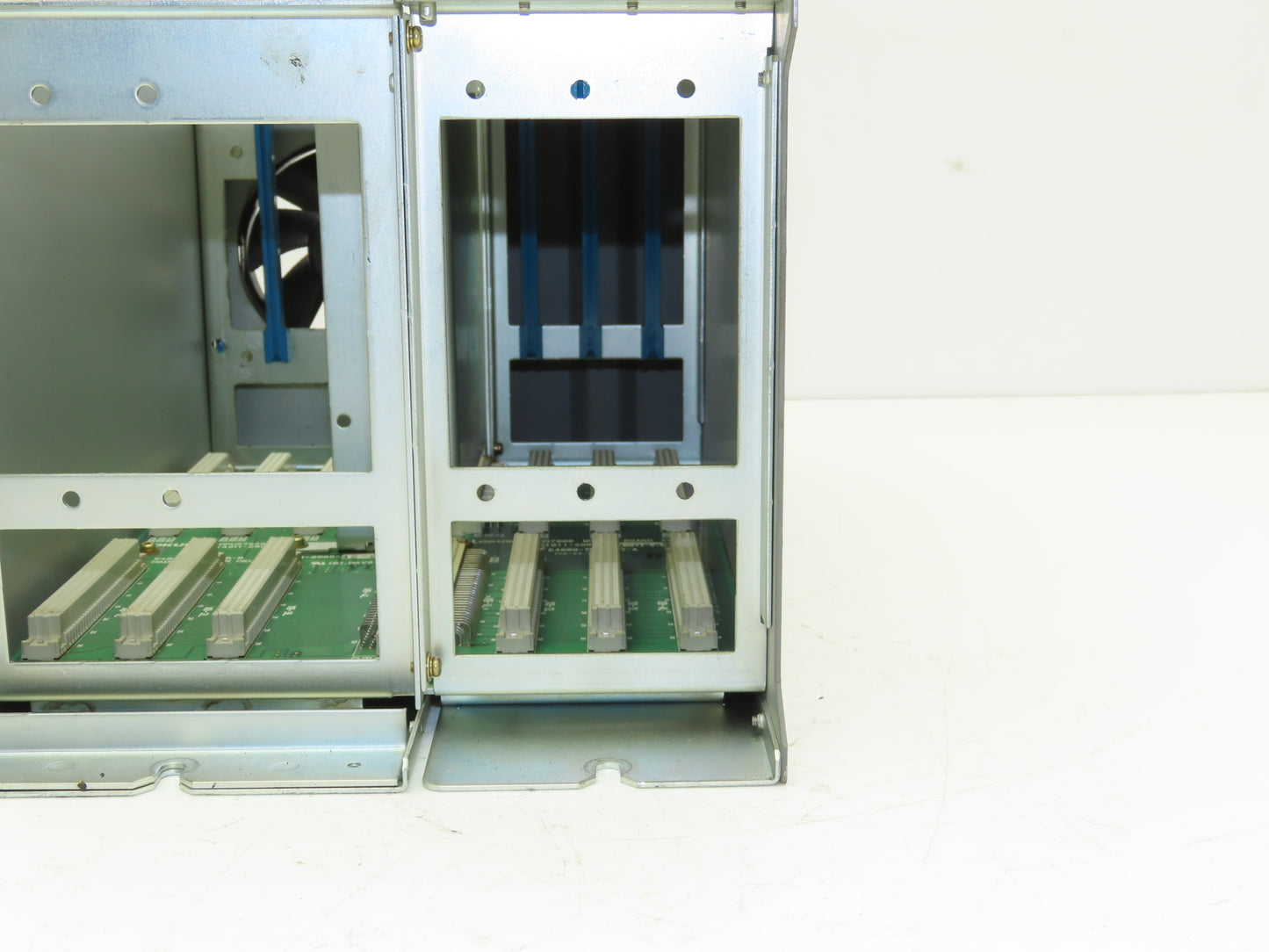 Okuma E1971-090-008 OPUS7000 Compact Rack Chassis