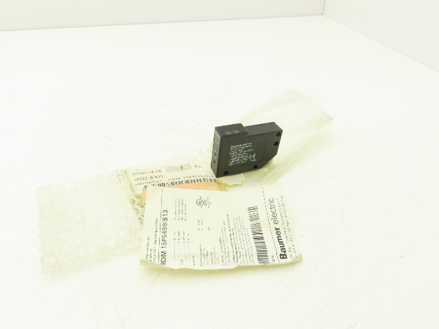Baumer FRDM 15P5499/S13 Photoelectric Sensor Switch Photo Eye 12/24VDC