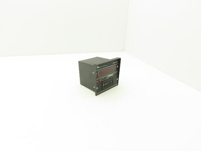 Red Lion SCD00600 Digital Counter Preset 115VAC 1/4 DIN 6 Character