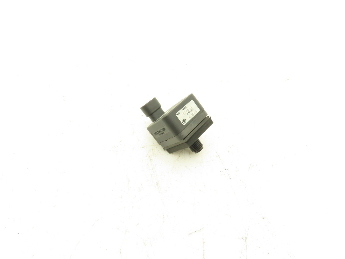 Kavlico P350-5A-D1A Pressure Transducer 0-5psi Absolute Viton Seal 1/4"-18 NPT