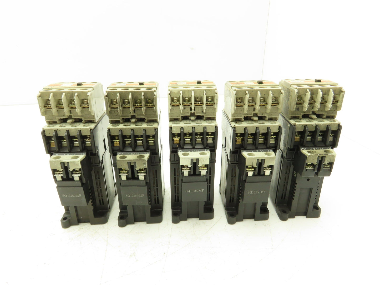Fuji Electric SZ-A40 | SC-0/G Motor Starter 5Hp 600V 3Ph Coil 24VDC Lot of 5