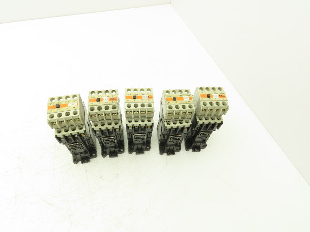 Fuji Electric SZ-A40 | SC-0/G Motor Starter 5Hp 600V 3Ph Coil 24VDC Lot of 5