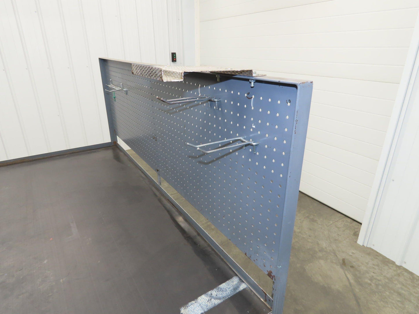 1/8" Thick Top Steel Fabrication Welding Layout Table Work Bench 60"x30"x34"