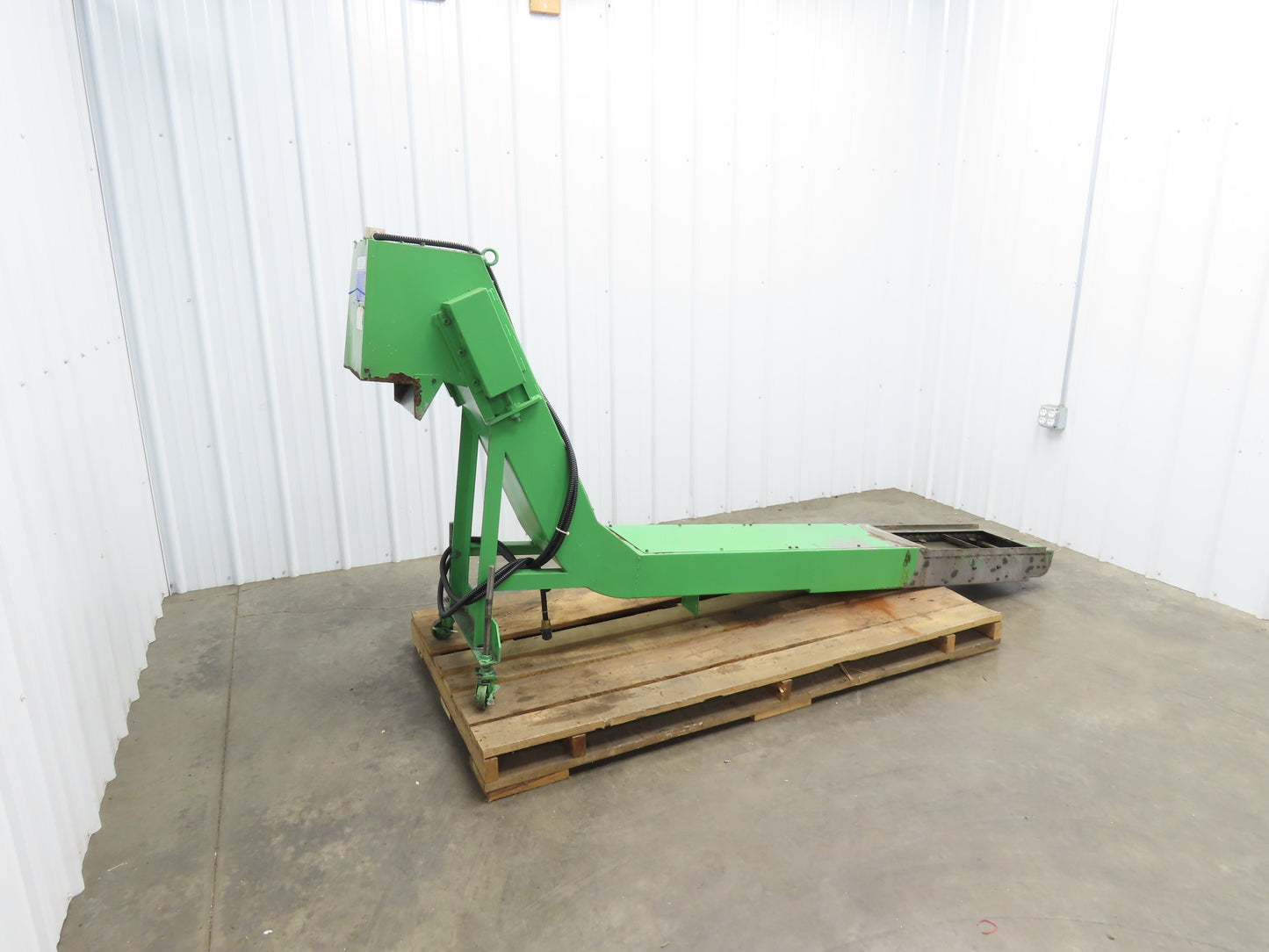 Tanaka Magnetic Chip Conveyor Scraper Chain w/Coolant Filter 14"W 112"L 220V 3PH