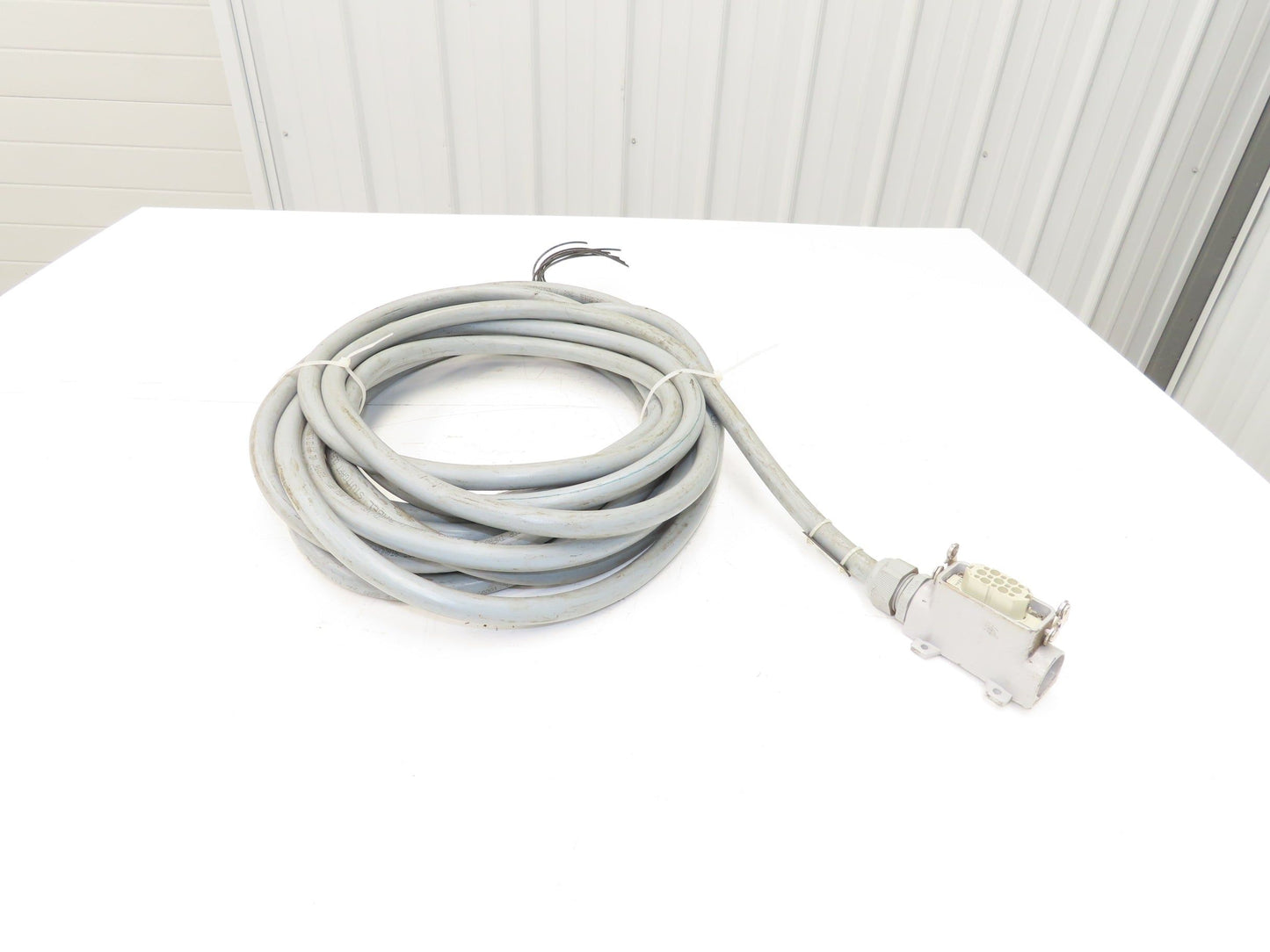 Lapp ILME 601618 Multi-Conductor 16AWG 18 Conductor 35' Cable 600V W/15 Pin Plug