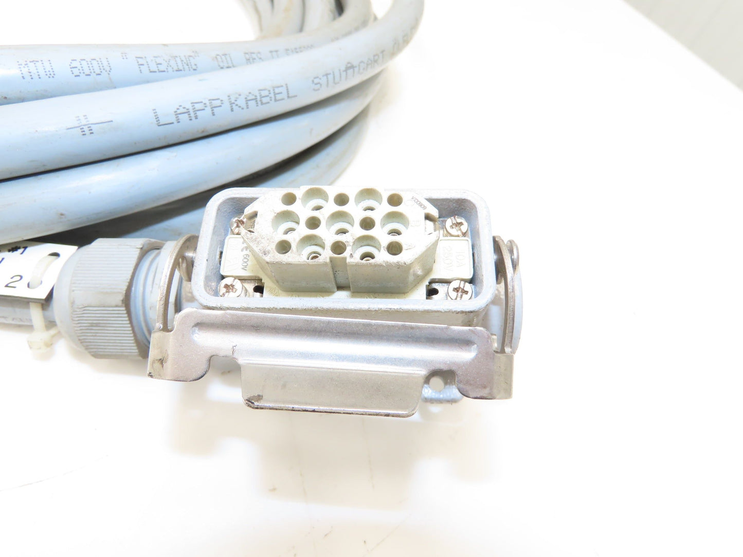 Lapp ILME 601618 Multi-Conductor 16AWG 18 Conductor 30' Cable 600V W/15 Pin Plug