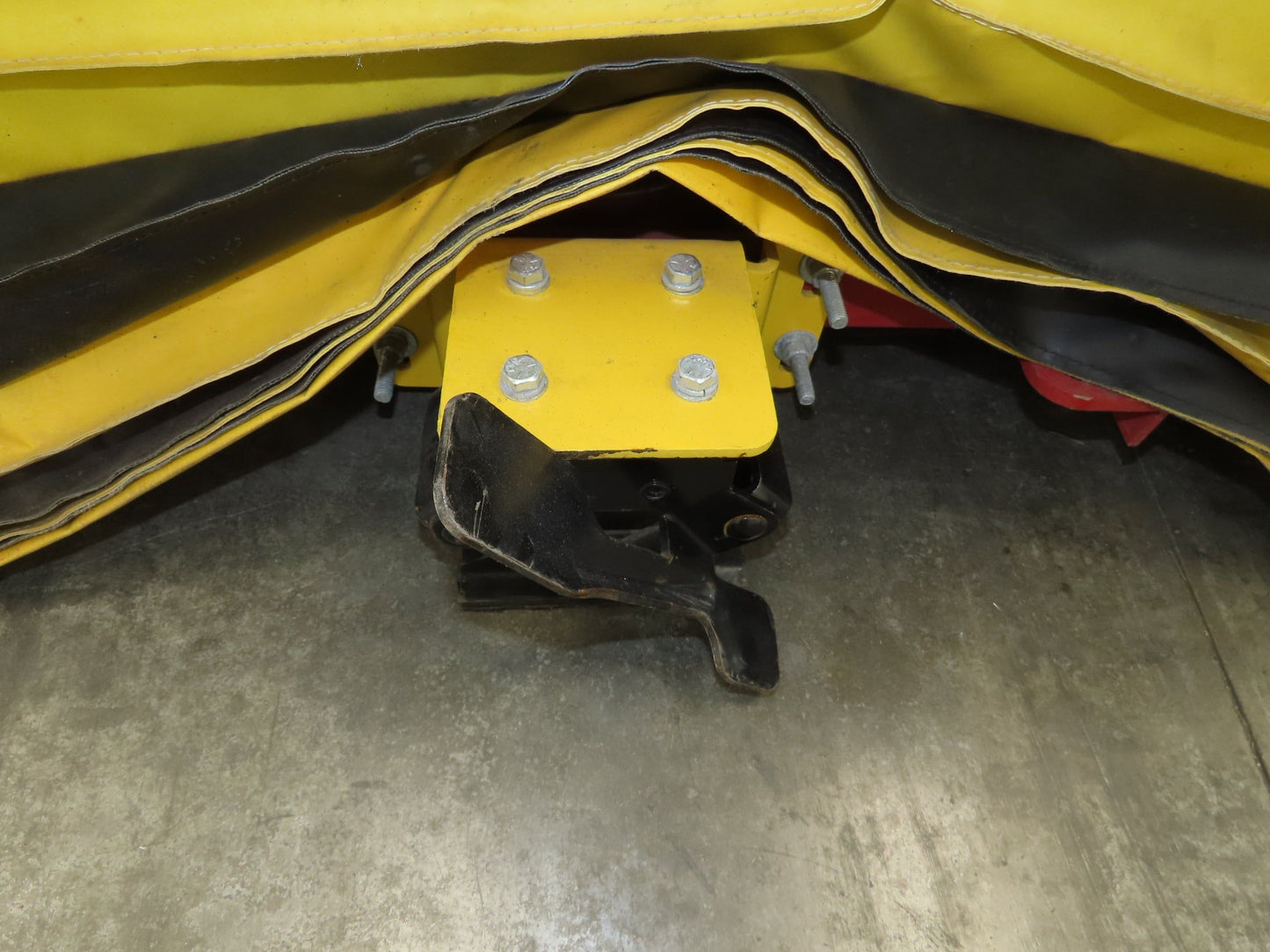 Southworth Spring Table Pallet Load Leveler Single Spring 43-1/2" Turntable
