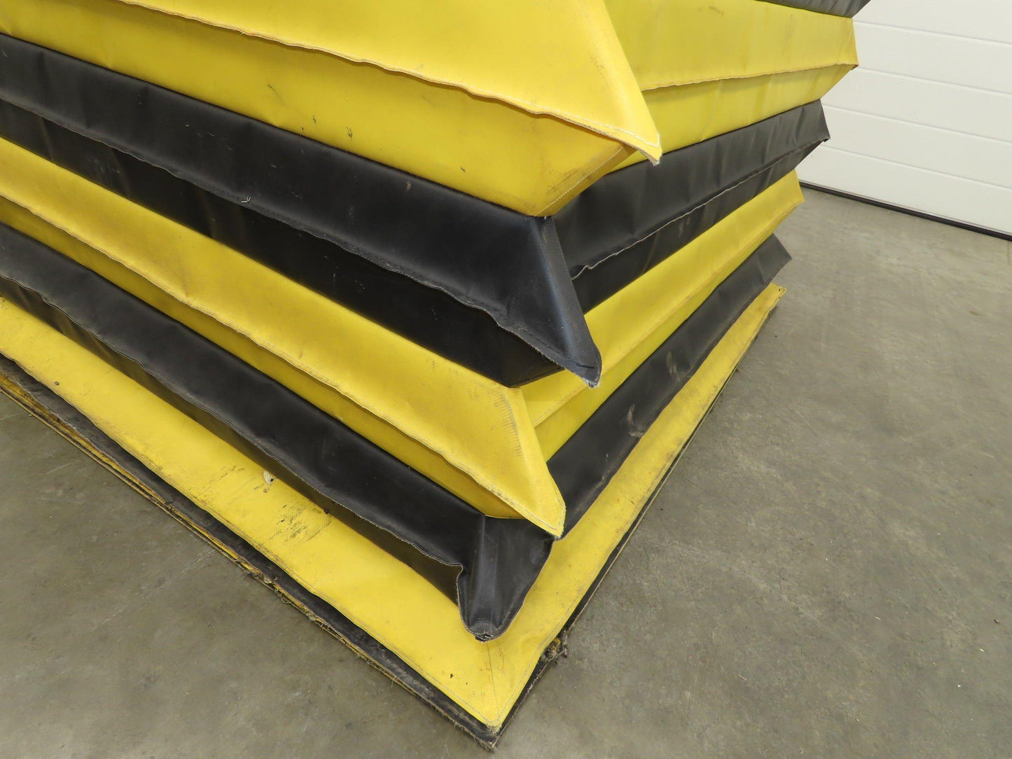 Southworth Spring Table Pallet Load Leveler Single Spring 43-1/2" Turntable