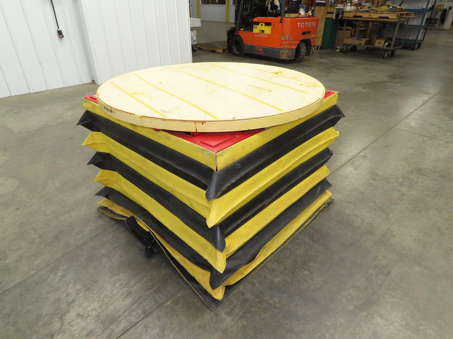 Southworth Spring Table Pallet Load Leveler Single Spring 43-1/2" Turntable