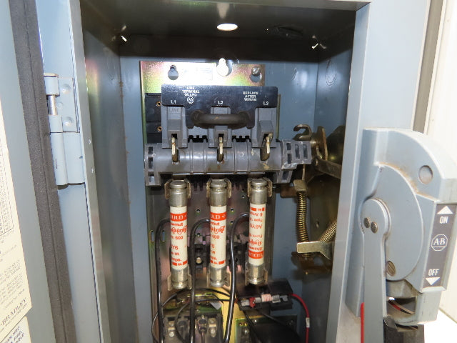 Allen Bradley 512 Combination Motor Starter 30A Disconnect 600V 3Ph 10Hp