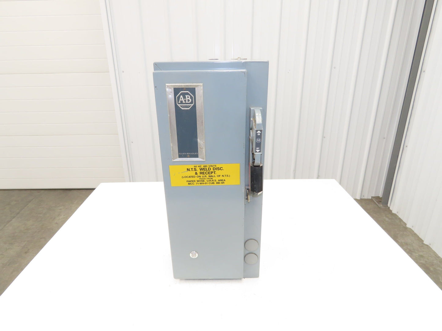 Allen Bradley 512 Combination Motor Starter 30A Disconnect 600V 3Ph 10Hp