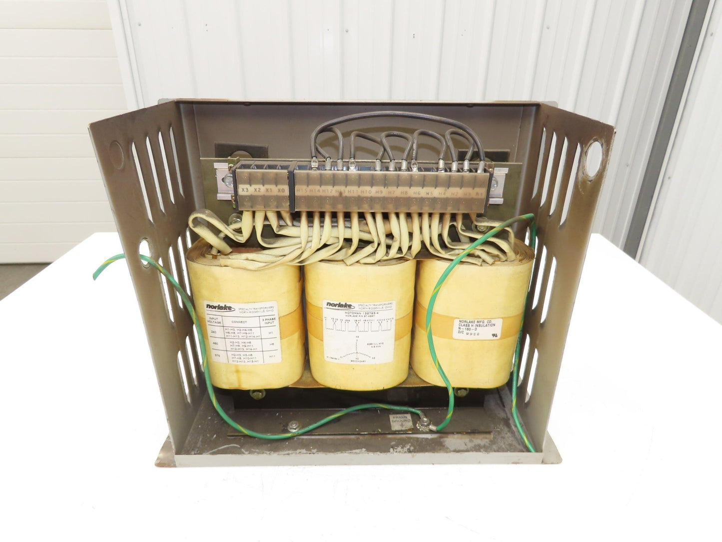 Norlake Motoman ST-4597 Power Transformer 4.5kVA 3Ph HV 575/480/240 LV 208