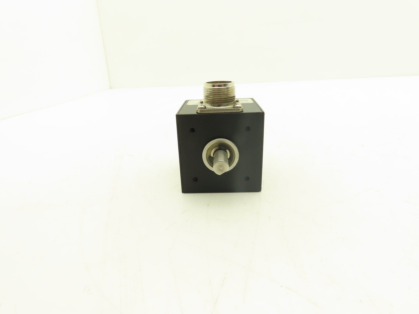 Encoder Products Co. Accu-Coder Rotary Encoder 3/8" Dual Output Shaft 24VDC