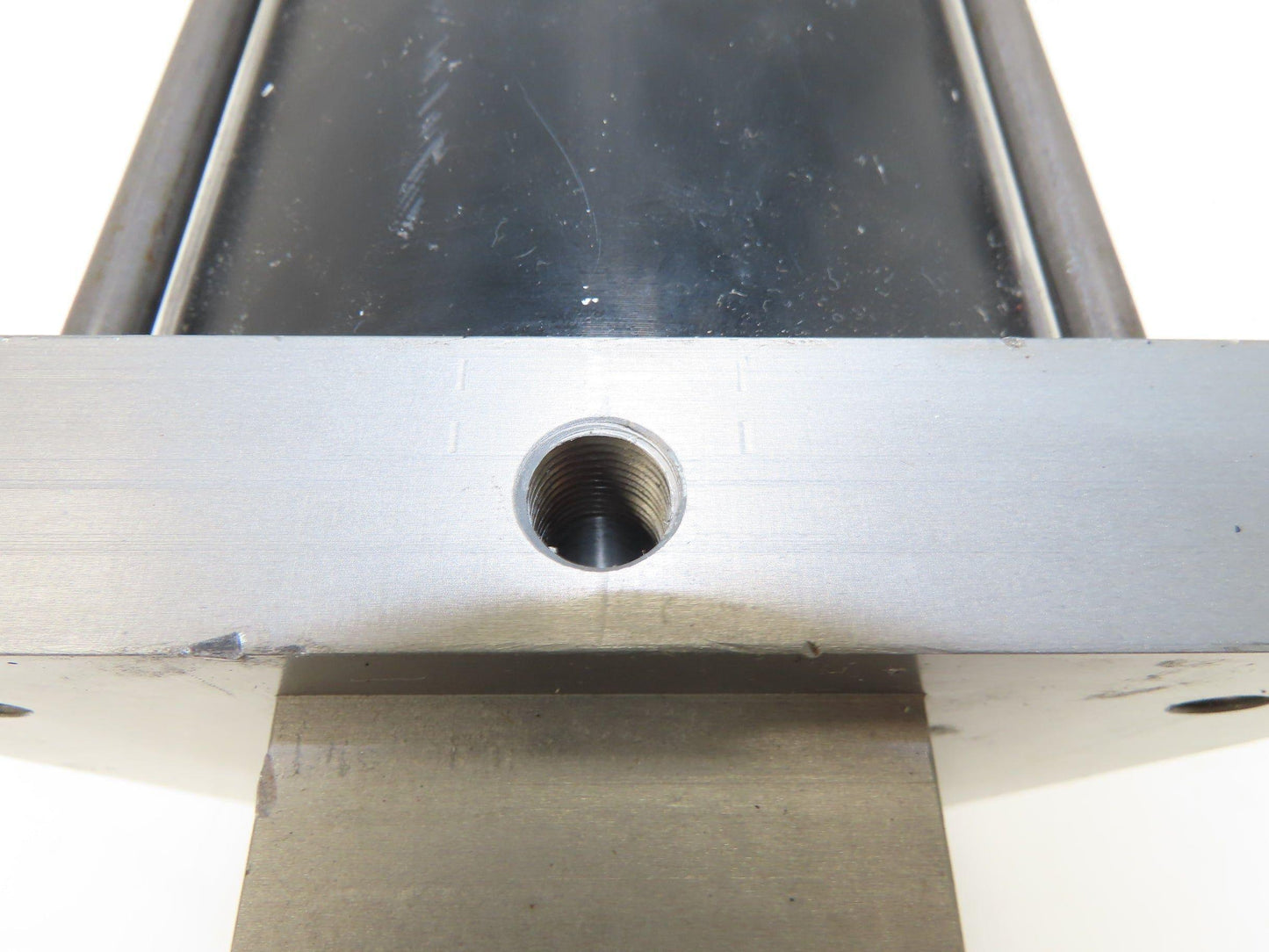 Gonzalez GM GCL80-4P-2316-XML Pneumatic Air Cylinder 2" Weld Stroke 6" Bore