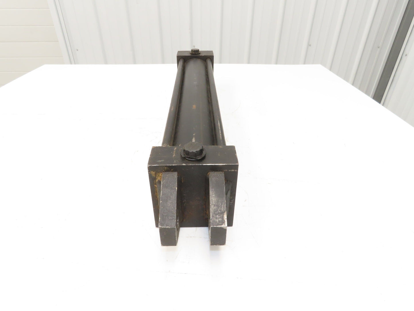 Beloit 2744420209 Hydraulic Cylinder 3-1/2"" Bore 19" Stroke Clevis Mount