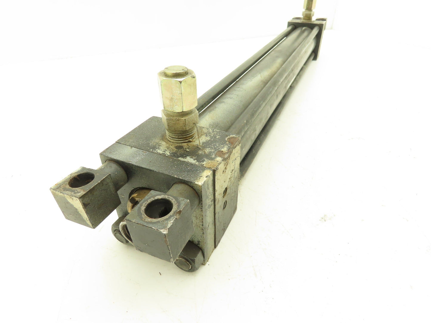 Parker CG2HU819AC Hydraulic Cylinder 2" Bore 18.5" Stroke 3000psi