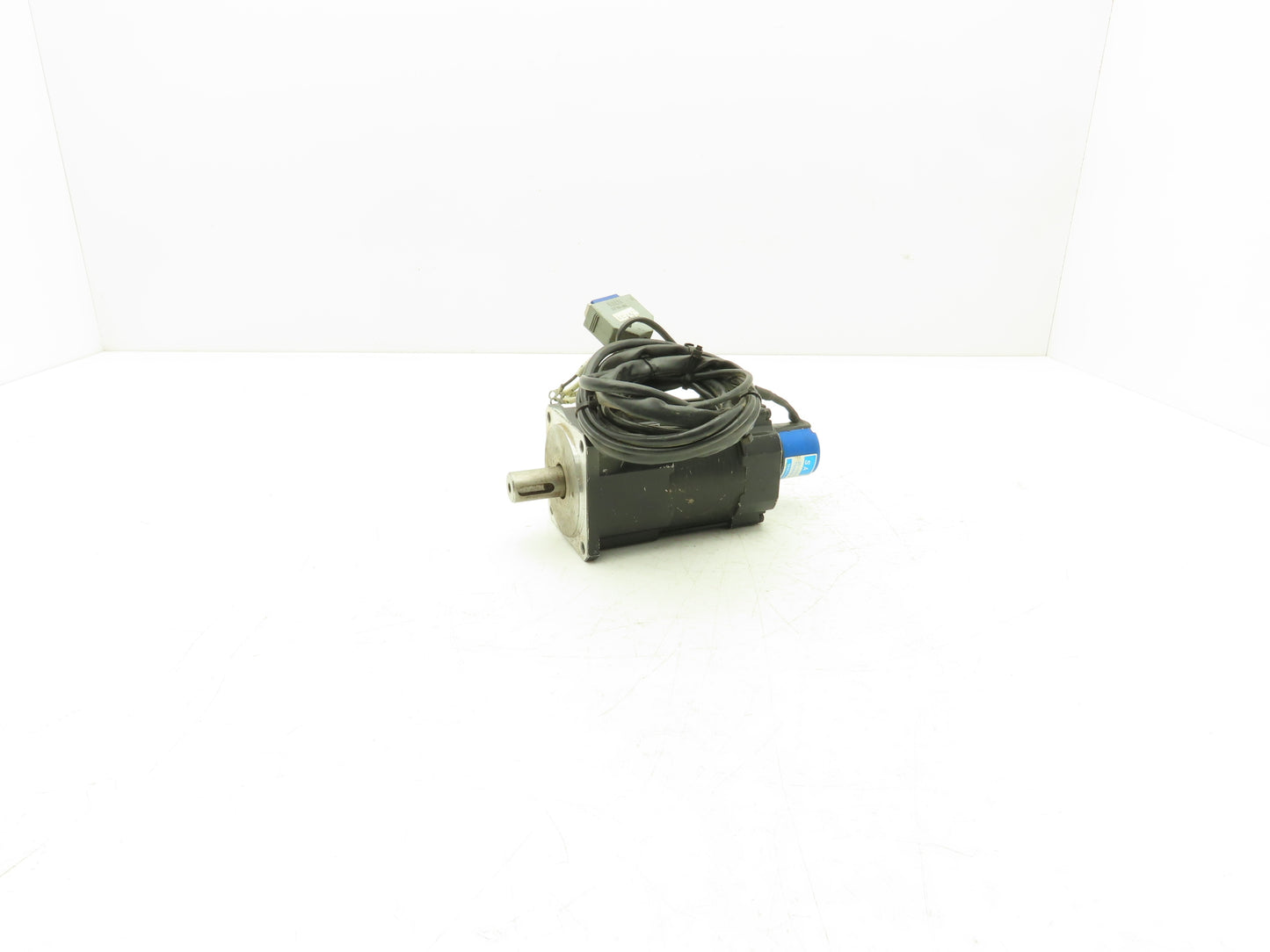 Tamagawa Seiki Co 4513N3039E200 TBL-I Ser AC Servo Motor 200V 1PH 600W W/Encoder