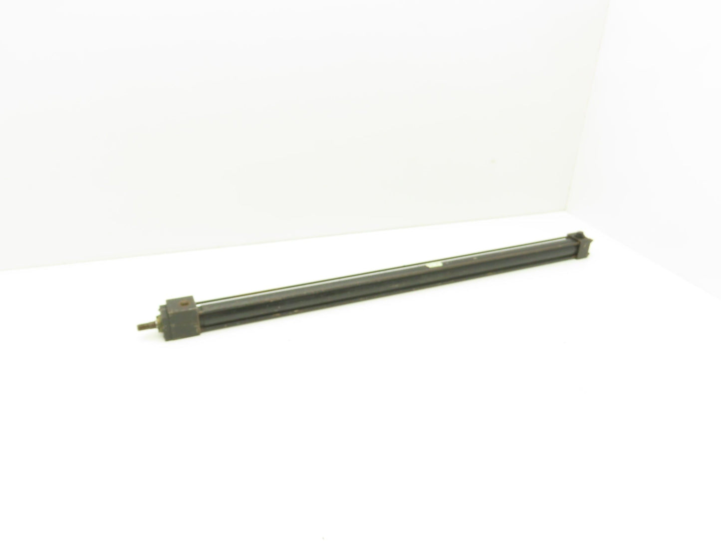 Parker TB3L Hydraulic Cylinder 1" bore 25.5" Stroke 1900psi