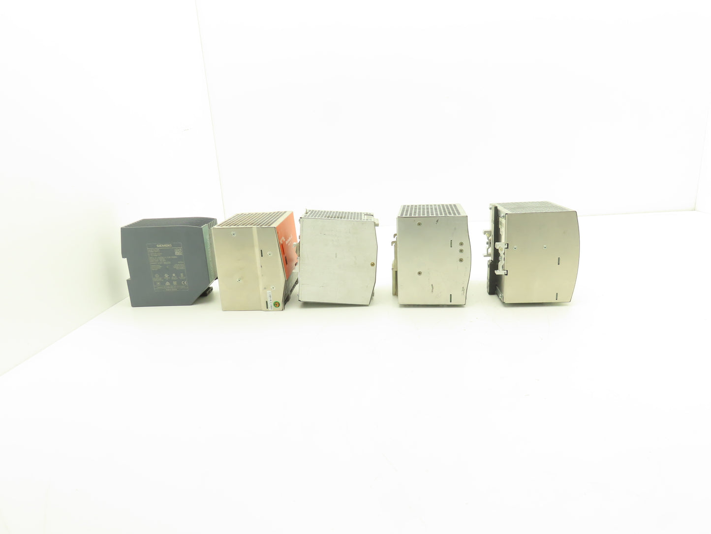 Various Mfr Power Supply 24VDC 10A Out 120/240VAC 1Ph In 240W Lot of 5